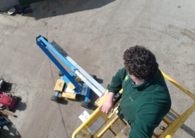 A great bit of kit allowing us to reach new heights - HandyCompactTractors.co.uk