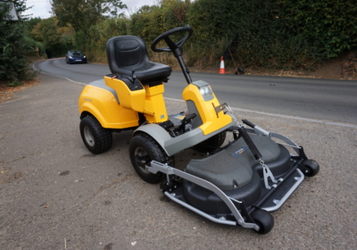 Stiga park plus ride on mower
